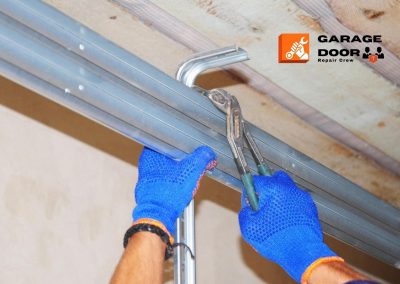 Garage Door Repair Crew - Garage Door Services Near You